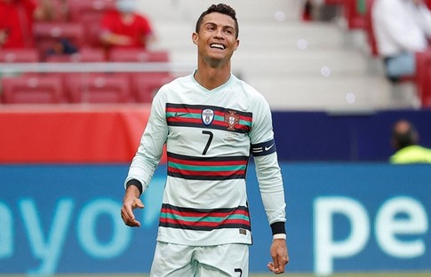 Ronaldo rekor üstüne rekor kırdı