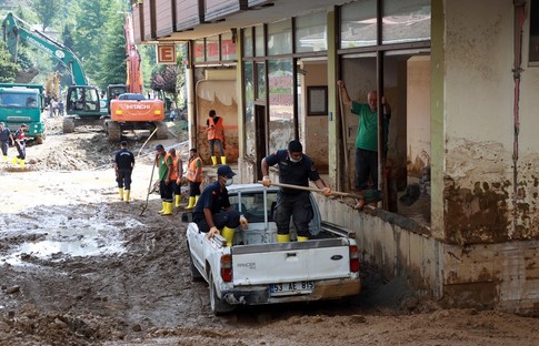 Rize'de selden etkilenenler için "mücbir sebep hali" ilan edildi