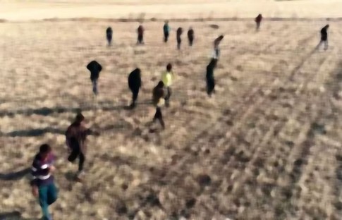 Taliban'ın etkisi arttıkça Afganlar ülkeyi terk ediyor
