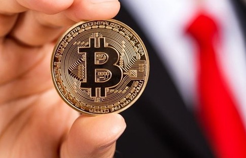 Bitcoin ve ethereum yeniden yükselişe geçti