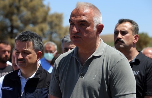 Ersoy: Yanan ormanların yapılaşmaya tahsisi mümkün değil