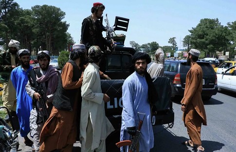 Taliban başkent Kabil'e girdi