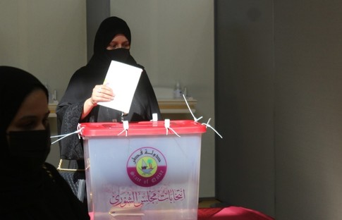 Katar'da ilk milletvekili seçimi: Oy verme işlemi başladı