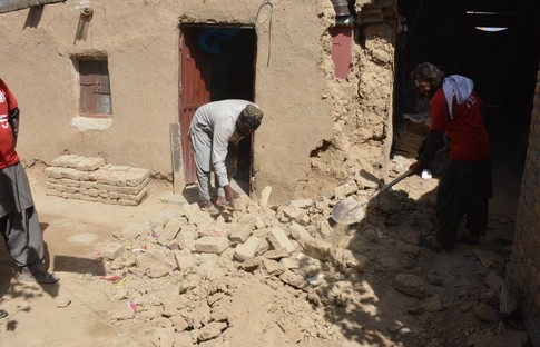 Pakistan'daki depremde 20 kişi hayatını kaybetti