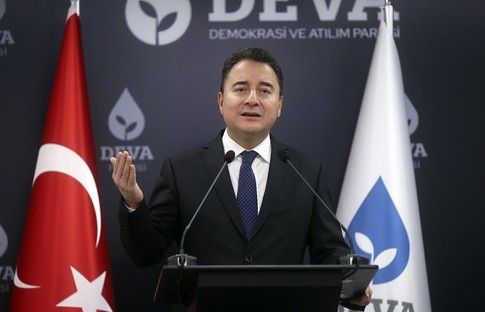 Babacan: Bu kafayla üç haneli enflasyon rakamları da uzak değil