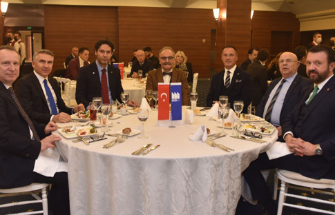 Makine üreticileri gala yemeğinde buluştu