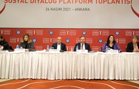 Sendikal örgütlenme işyerinde kadına yönelik şiddet ve tacizle mücadelenin anahtarı