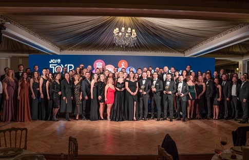 Türkiye’nin 10 başarılı genci TOYP tarafından ödüllendirildi