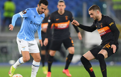 Galatasaray namağlup lider: 0-0