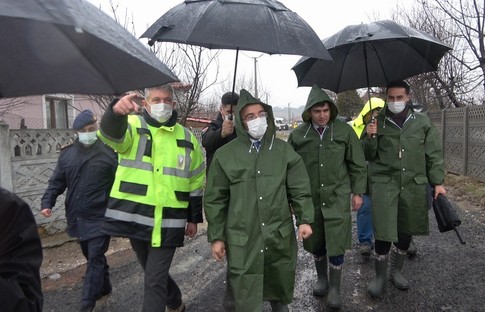 Lüleburgaz'da 52 evi su bastı