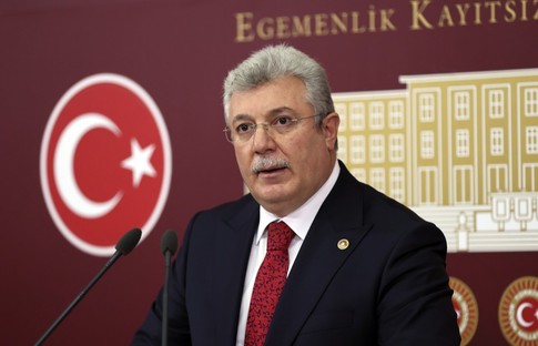AK Parti'den CHP'nin başörtüsü teklifine tepki