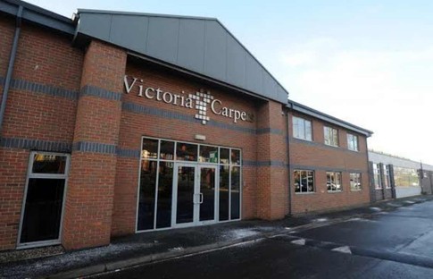 İngiliz Victoria, İzmirli Graniser'i aldı