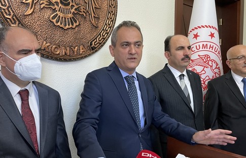 Bakan Özer: Omicron varyantının okullara yansıması çok düşük