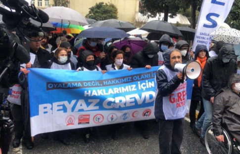 Hekimlerden iş bırakma eylemi