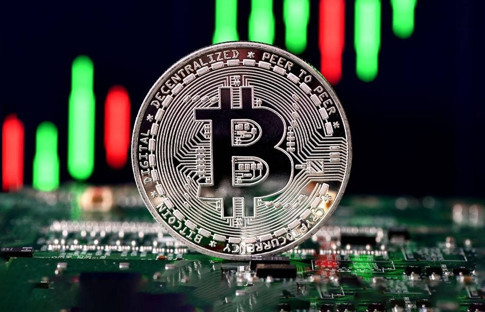 Bitcoin, 17 bin doların altını gördü