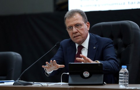 Vahap Seçer: Tarihi oy farkıyla alacağız
