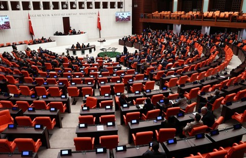 Altıncı Yargı Paketi Meclis'te kabul edildi