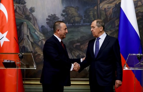 Çavuşoğlu: Putin-Zelenskiy görüşmesine ev sahipliği yapmak isteriz
