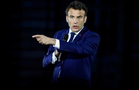 Macron yönetiminin yeni kabinesi dikkatleri üzerine topladı