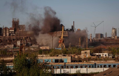 Azovstal fabrikasına 'fosfor bombalı saldırı' iddiası