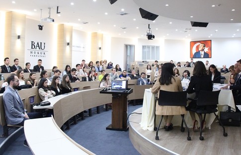 Geleceğin tahkim avukatı yarışmasında Ankara Üniversitesi zirvede