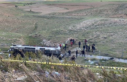 Niğde’de otobüs kazası: Ölü sayısı 3'e yükseldi