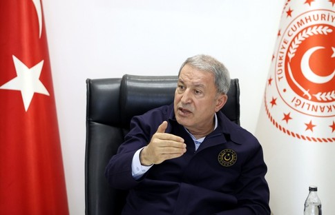 Bakan Akar: İsveç ve Finlandiya'nın somut adımlar atmasını bekliyoruz