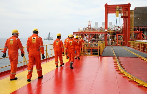 ENI: Gazprom gaz miktarını yüzde 50 düşürecek