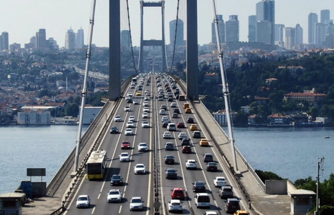 Kaçak geçişe dört kata kadar ceza