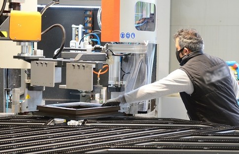 Makine ihracatı ilk yarıda 12,5 milyar dolara yükseldi