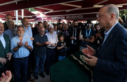 Cumhurbaşkanı Erdoğan, yazar Rasim Özdenören'in cenaze törenine katıldı