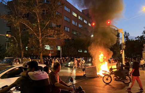 İran'da Mahsa Emini protestoları 14. gününde