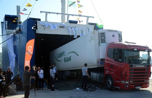 Ünye'den Rusya'ya Ro-Ro gemisiyle sebze ve meyve ihracatı