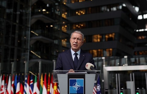 Akar'dan Yunanistan açıklaması: Olumlu görüşmeler oluyor