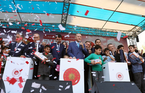 Erdoğan: 2028'e kadar 500 bin konutun tamamını bitireceğiz