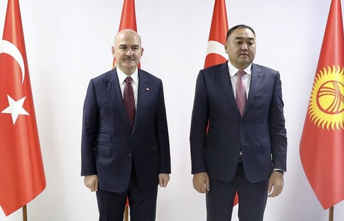 İçişleri Bakanı Soylu, Kırgız mevkidaşıyla görüştü