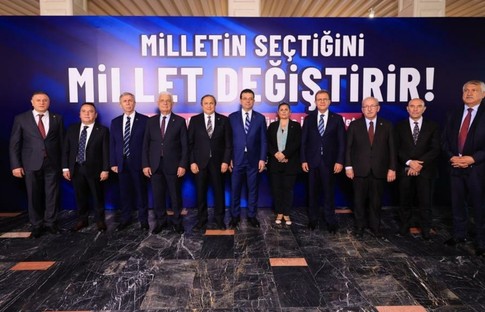 'İmamoğlu ve diğer başkanlarımız hizmetlerine devam edecek'