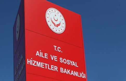 Bakanlık 3 kitabı muzır yayın ilan etti