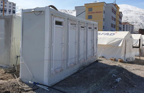 SASKİ, depremzedelerin banyo ve tuvalet sorununu çözdü