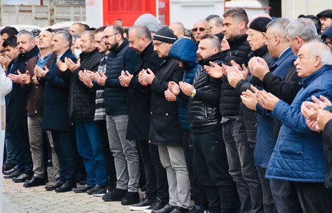 Trabzonspor'un eski yöneticisi, son yolculuğuna uğurlandı