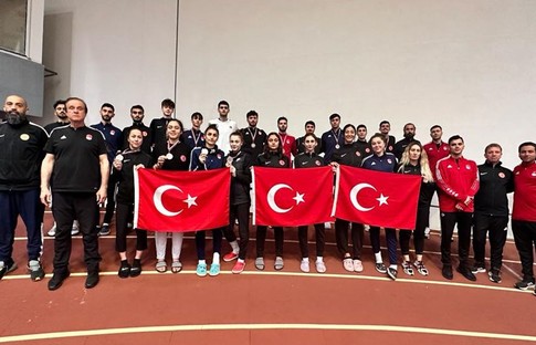 Milli sporcular turnuvadan 10 madalyayla döndü