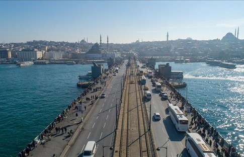 Galata Köprüsü'nde 40 günlük yenileme çalışması