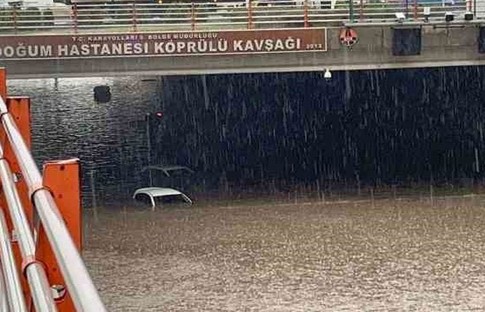 Deprem bölgesinde kuvvetli yağış uyarısı!