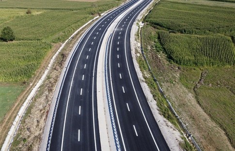 İki Türk şirketi Romanya'da 242 milyon euroluk ihale kazandı