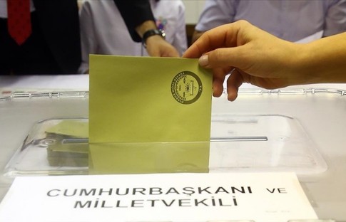 Türkiye'deki seçimler için İngiltere'de oy verme işlemi yarın başlayacak