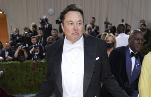 Elon Musk, gizli hesabını ifşa etti
