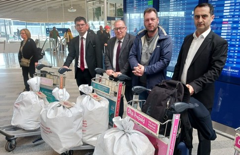 Yurt dışında kullanılan oylar diplomatik kuryelerle getiriliyor