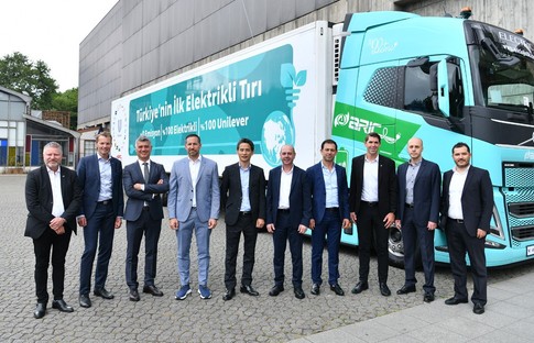 Volvo’nun elektrikli çekicileri Unilever'e teslim edildi 