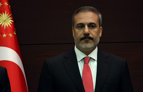 Fidan'a üstün hizmet madalyası