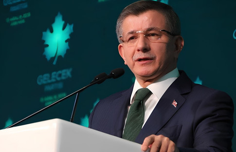 Davutoğlu: Bizim için siyaset bugün, burada başlıyor